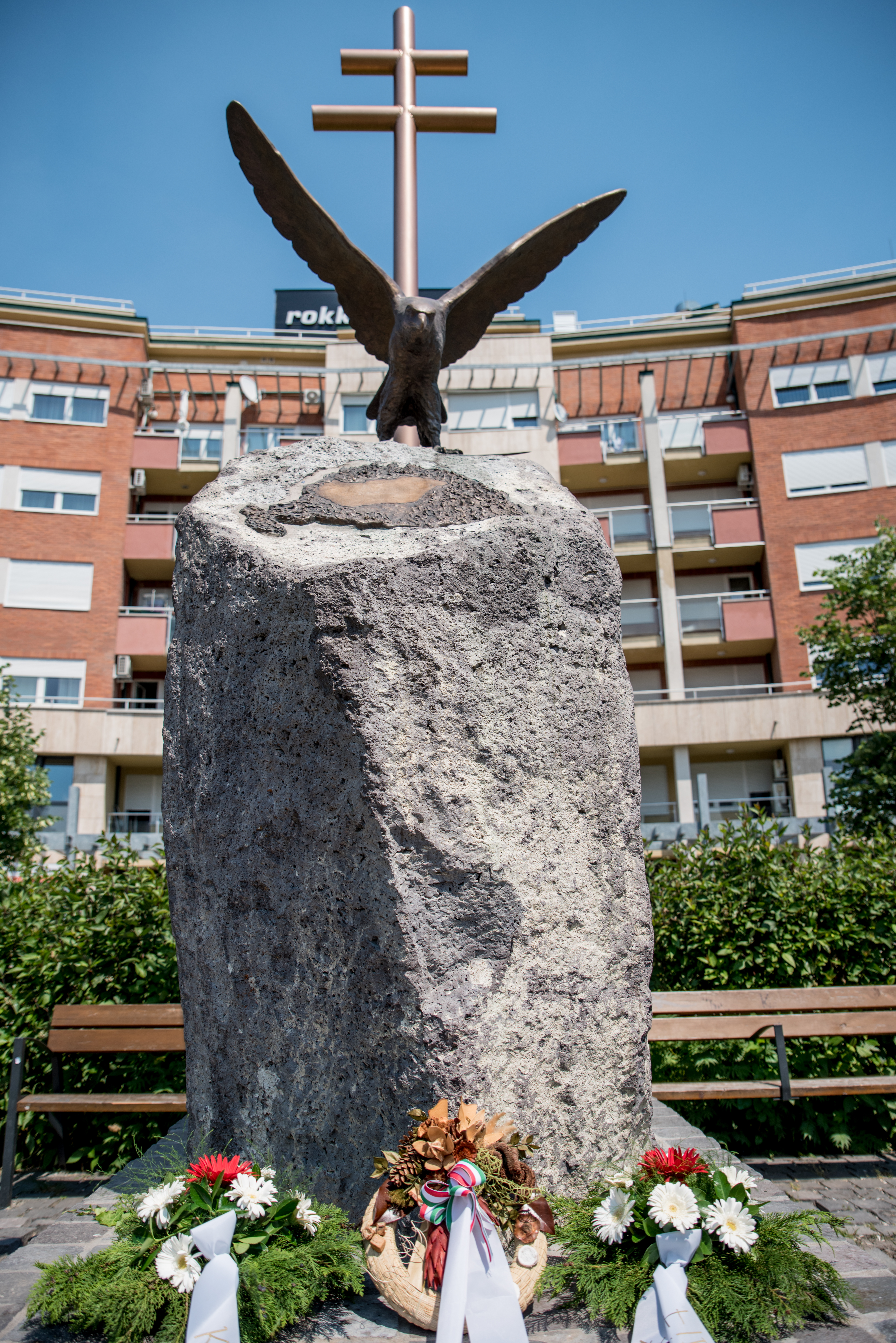 Koszorúzás a Trianon emlékműnél_20170604-én_Trianon Kutatóintézet