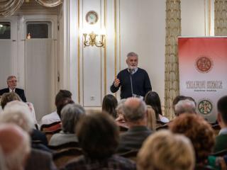 20191127_trianoni_szemle_xi_web_24