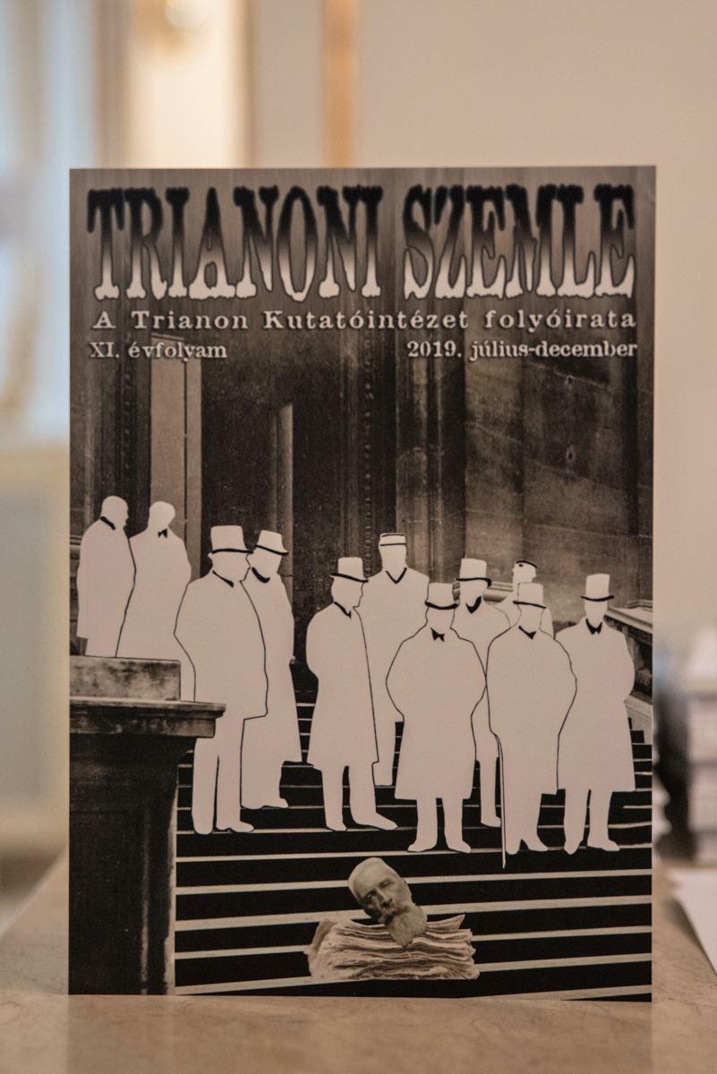 20191127_trianoni_szemle_xi_web_1