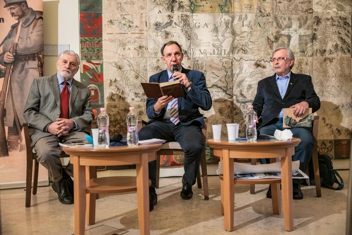 Kötetbemutató_20201012