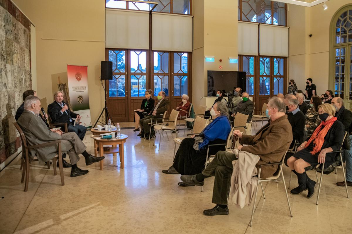 Kötetbemutató_20201012