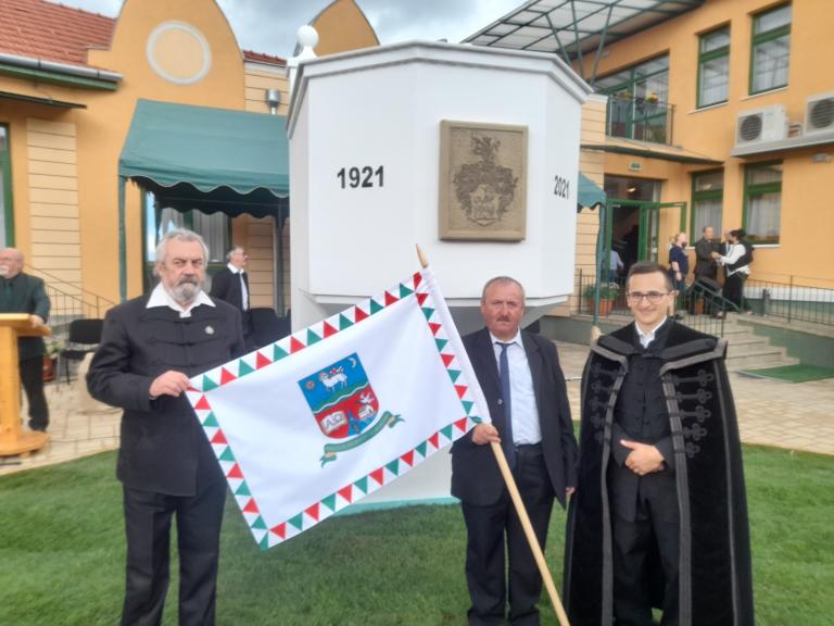 Zászlóavatás-Kisszántó